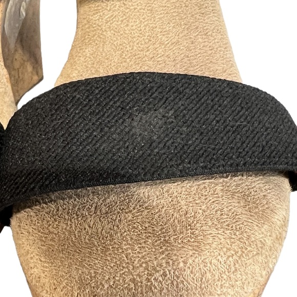 Black Strap Natural Wedges - Picture 2 of 6